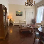 Royal In San Domenico Maggiore * Napoli