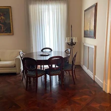 Royal In San Domenico Maggiore Appartement