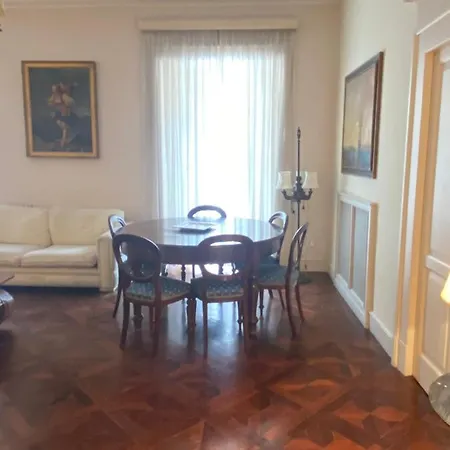 Apartmán Royal In San Domenico Maggiore *